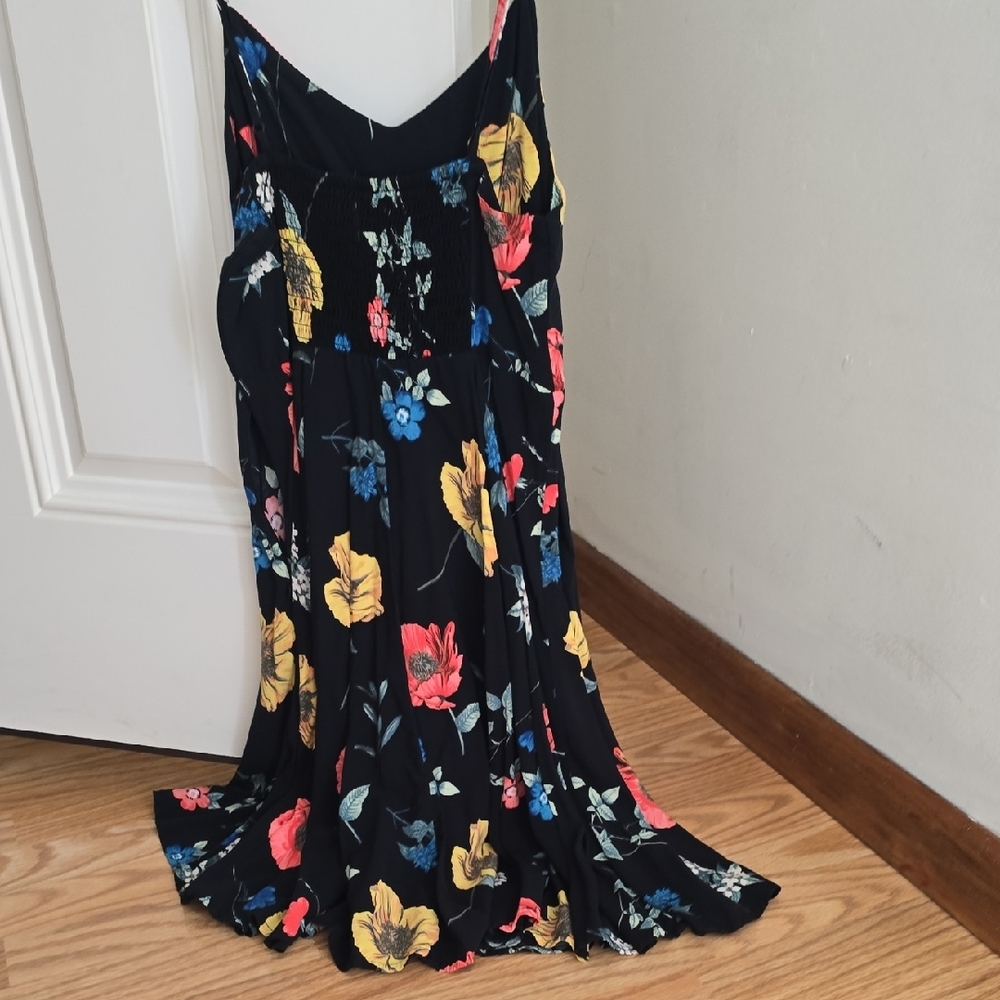 Old Navy Black Floral Dress - Picture 3 of 3